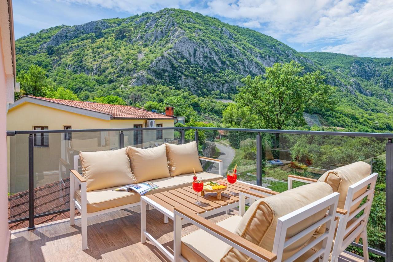 Apartment Petar 2 Kotor Exteriör bild